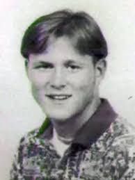 Elisa Bush's Instagram, Twitter & Facebook