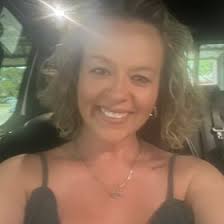 Leslie Cottingham (monkeybutt08)