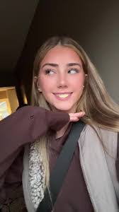 Emily Capone's Instagram, Twitter & Facebook