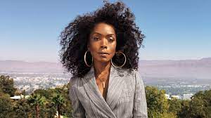 34b, date de naissance, couleur des cheveux, couleur des yeux, nationalité. Stop Telling Angela Bassett She Looks Young For Her Age Interview Allure