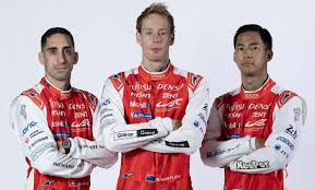 Toyota annonce que deux TR010 HYBRID seront engagées au WEC 2026 ?!  L'écurie prend le nom Toyota Racing et signe la même équipe de pilotes  qu'en 2025 : Mike Conway, Kamui Kobayashi
