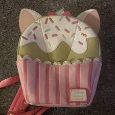 Loungefly cupcake coin