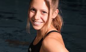 Kapás boglárkáról ilyen medencés képet tuti nem látott még! Eddz Egyutt Az Egyik Leghelyesebb Magyar Sportolonovel Az Online Ferfimagazin