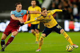 Özil'in sosyal medya paylaşımları yüz binlerce etkileşim alırken, fifa'nın resmi twitter hesabı, mesut'un fenerbahçe'nin açıklamasını paylaştığı mesajını retweet etti. An Arsenal Star Criticized China S Detention Camps Fury Soon Followed The New York Times