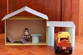 Build your bat house so that approximately 4 inches of roughened wood extends from the bottom on the back of the bat house. 10 Inventive Shoebox Crafts