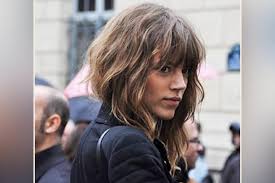 This hairstyle is one of the best at showing off your curly locks structure. Tips To Wear Bangs For Curly Hair Be Beautiful India