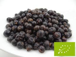 Mit den etwa 50 bis 70 arten, die dieser gattung zugerechnet werden, stellen sie fast 40 prozent der arten innerhalb der zypressengewächse. Pikantum Bio Wacholderbeeren 5kg