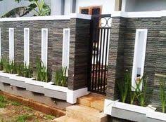 Pagar pintu besi minimalis mempunyai struktur bahan sebagai berikut : 30 Desain Model Pagar Tembok Minimalis Modern Elegan Ideas House Design Compound Wall Design Fence Design