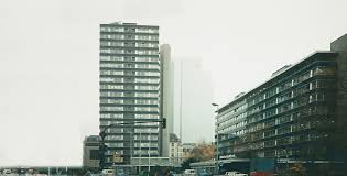 Provisionsfrei und vom makler finden sie bei immobilien.de. Zurich Haus Frankfurt Am Main Hochhaus Der Zurich Versicherung Ffm
