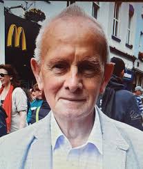 it is with deep regret that i am reposting this picture of the late Martin  Canavan who passed away suddenly yesterday his family would appreciate if  all his friends could give them