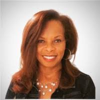 Anna Lott's Instagram, Twitter & Facebook