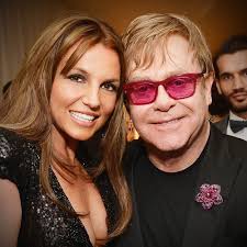 audio) A aparut prima colaborare dintre Britney Spears si Elton John.  Remake-ul "Tiny Dancer", este prima melodie inregistrata de Spears dupa  iesirea de sub tutela parintilor.