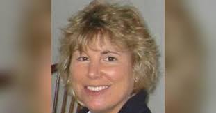 Emily Barb's Instagram, Twitter & Facebook