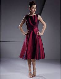 Ecco in quali casi, e se il budget lo richiede, è possibile riutilizzare un abito da sposa usato. Abiti Da Cerimonia Firmati