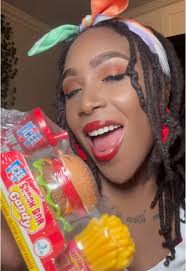 Icee Snack Bar Candy Review and Tasting Experience