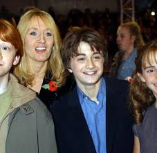 Sie sollen dafür sorgen, dass du nur für dich relevante und auf deine interessen zugeschnittene angebote angezeigt bekommst, während du dich auf dieser webseite oder webseiten dritter bewegst. Literatur J K Rowling Will Potter Lexikon Verhindern Welt