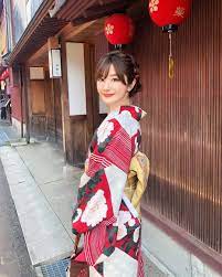 pin by セブン さかちゃん on ポートレート sari saree fashion