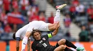 Tiga jam kemudian giliran pertandingan grup d kroasia vs republik ceko di stadion hampden park pukul 23.00 wib. Nlwqcd5a4fhq9m