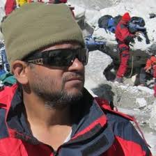 One Mountain Thousand Summits: The Untold Story Tragedy and True Heroism