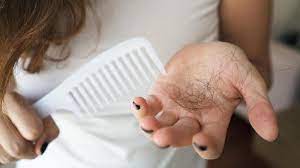 Bagi wanita, rambut bagaikan mahkota. Rambut Sering Rontok Ini Penyebab Dan Cara Mengatasinya