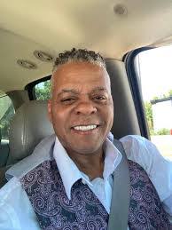 Stephen Minton's Instagram, Twitter & Facebook