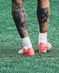 The barcelona and argentina superstar has gone tattoo crazy since getting inked for the first time back in 2010. 35 Fussball Tattoo Ideen Fussball Tattoo Tattoo Fussball Fussball Tattoos