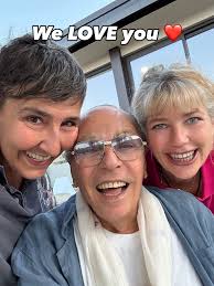 Ma che torta stra buonissima mi hai fatto amore mio?!? 😍🍰❤️ . .  #mybirthday #happybday #evergreen