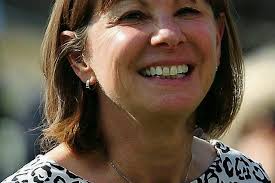 Cecil vows to keep Warren flag flying