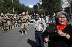 See recipes for oreo biscuits cake recipe, oreo biscuit cake too. Toque De Queda Hoy En Santiago Chile Adelanta Toque De Queda Y Santiago Mantendra