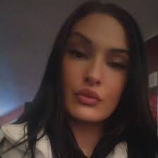 IMPORTANT! Just to make everyone aware! 18th of November (today) at 5:15pm  A white male who looked about 40 approached my car telling me my lights  were out along Rowner road And