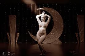Va-Va-Va-Boom: Burlesque in Sebastopol