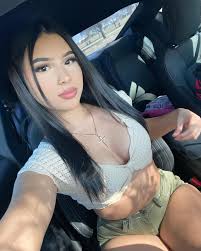 Photo posted by Anahi Cabrales (@weluvanahii)