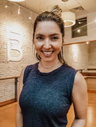 Lisa Pantaleo's Instagram, Twitter & Facebook