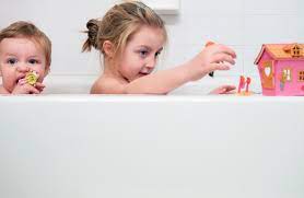 Bathing siblings together is OK … but only up to a point – SheKnows
