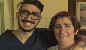 El hijo de una funcionaria del Ministerio de Salud vendía testeos por  internet