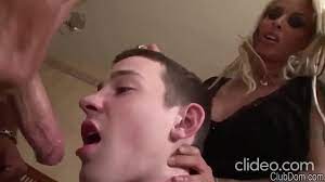 The Cuck Gets a Facial - XVIDEOS.COM