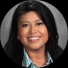 Kasey Holt's Instagram, Twitter & Facebook