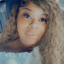 LA Reid drops some insight about the Singer Pink and tells something you  may not have known about me... let me find out if you knew this!