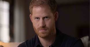 El príncipe harry y su esposa estadounidense meghan markle entraron en un terreno político en donde la realeza británica. Anosks Swwex7m