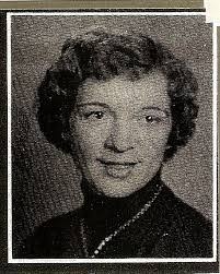 Carolina Mathis's Instagram, Twitter & Facebook