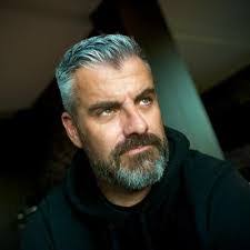 Sean Vincent's Instagram, Twitter & Facebook