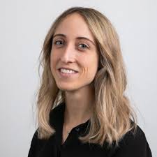 Lucia Frigo (@LucyGoesSolo)