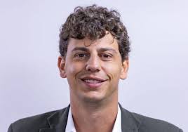 El PSOE de Madrid elige a Javier Guardiola como su nuevo portavoz: un joven  profesor universitario para combatir al PP de Ayuso