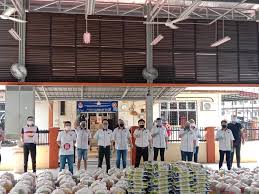 Maybe you would like to learn more about one of these? 200 Families In Wangsa Maju Get Food Basket Aid The Star