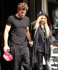 Jenner tweeted, it really upsets me to read all the false!! Avril Lavigne Brody Jenner Split Up Jen Tonic