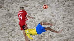 Futebol de areia é aquele tipo de futebol, que vemos na televisão, jogado na praia. 84onp6gogq1vom