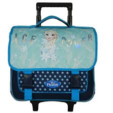 Cartable à roulette signé par la reine des neiges, peut se porter au dos et se tire à roulette. Cartable A Roulettes La Reine Des Neiges 2 Ice Power 38cm 2 Compartiments Chez Rentreediscount Cartables Trousses