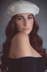 Cora Townsend's Instagram, Twitter & Facebook