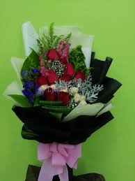 Silver leaf plant with red flowers. 9 Red Roses 3 Chocolate Silver Leaf Babybreath N Fillers Fl037 Lyna Florist