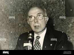 Dulbecco hi-res stock photography and images